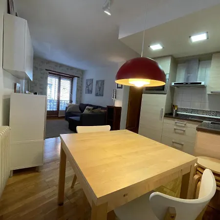 B21 - Edif. Perramo 1º - Villmor Apartment *
